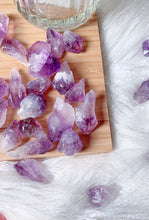 Load image into Gallery viewer, Amethyst Natural point
